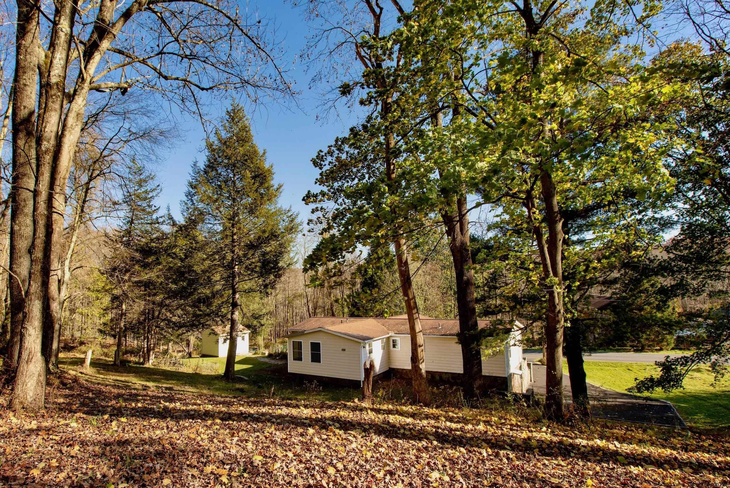 618 Plutarch Road