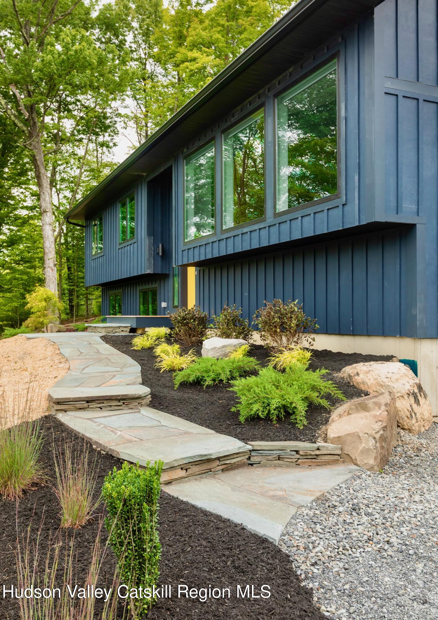 35 Rocky Hill Road