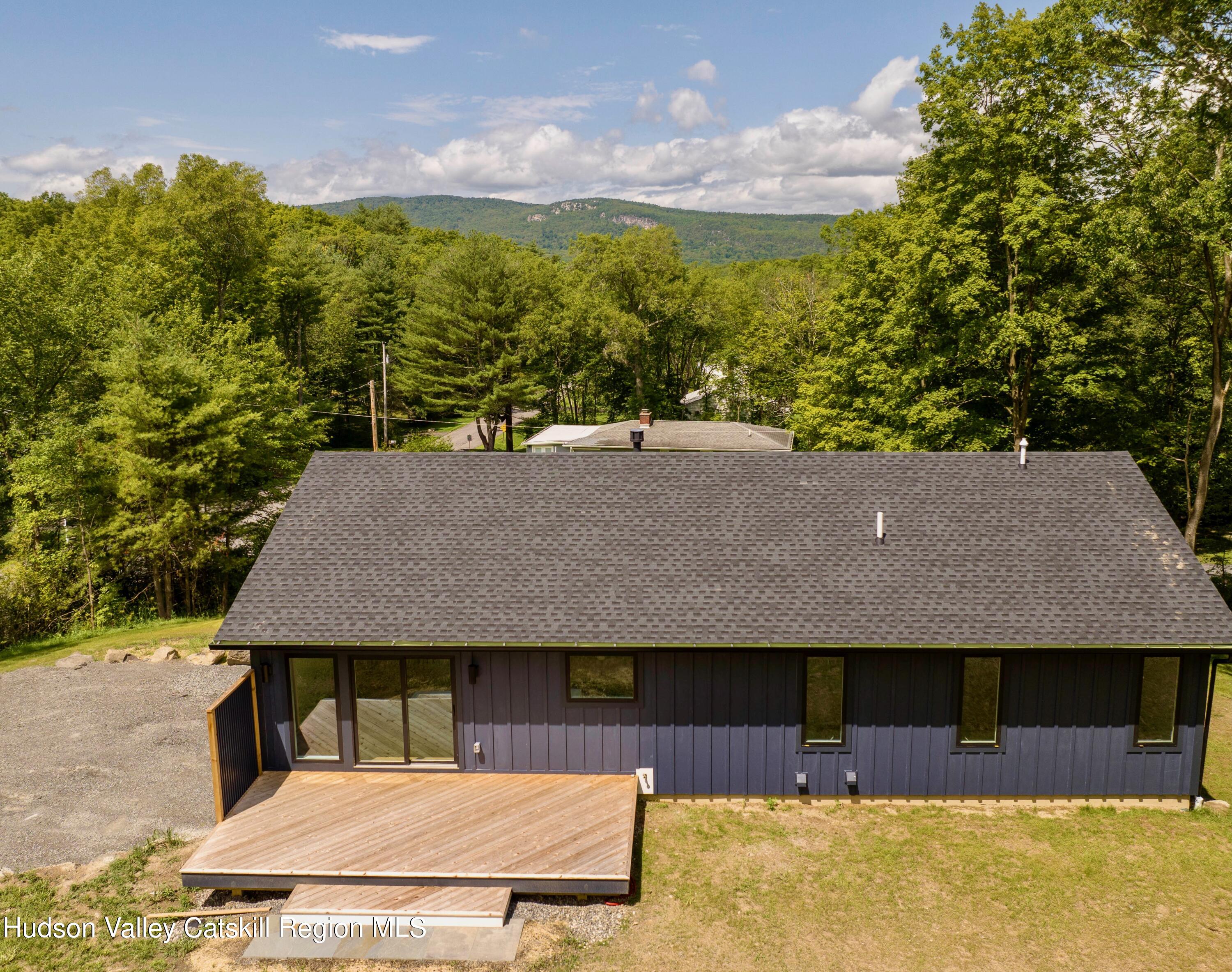 35 Rocky Hill Road