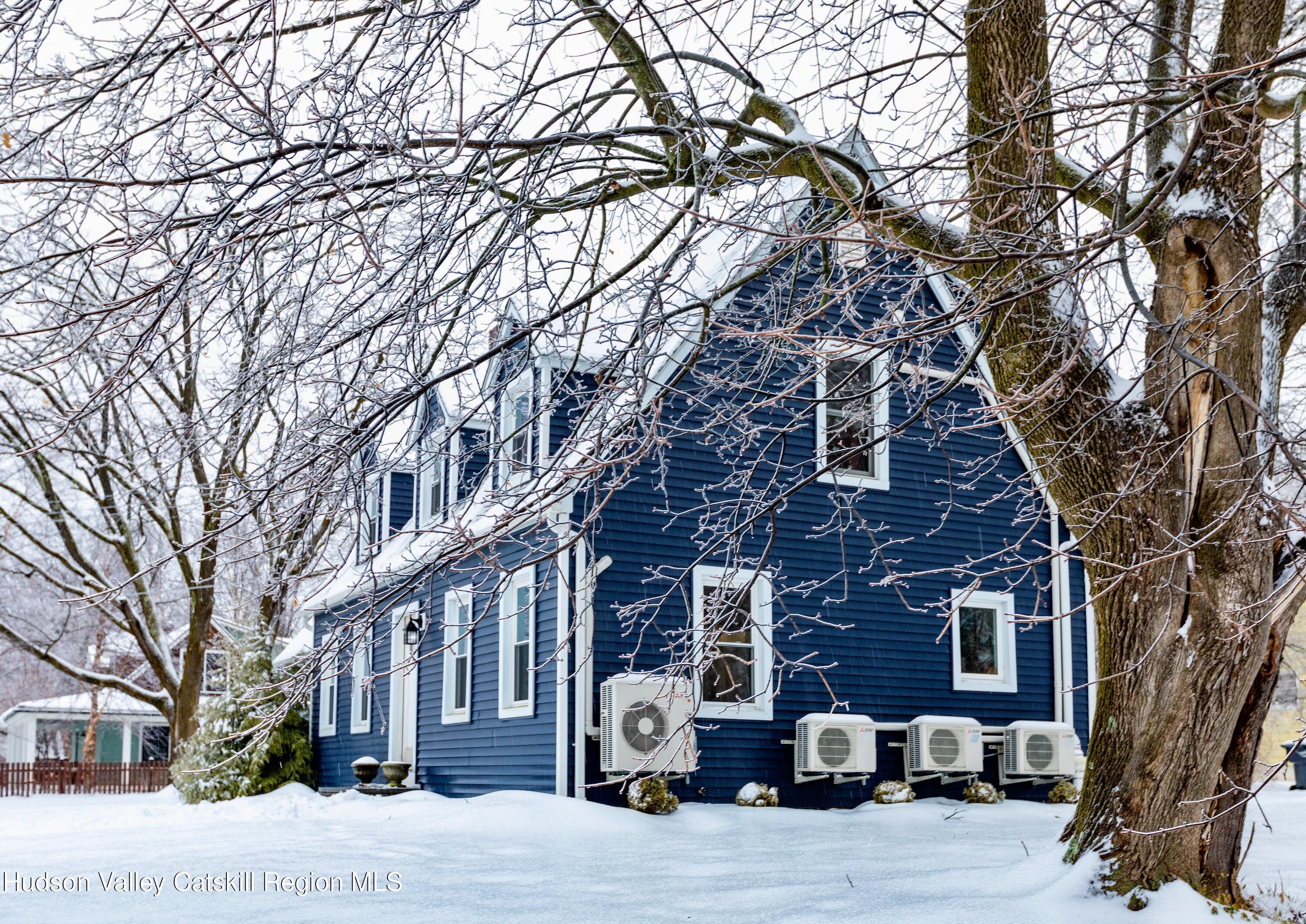 40 S Manheim Boulevard