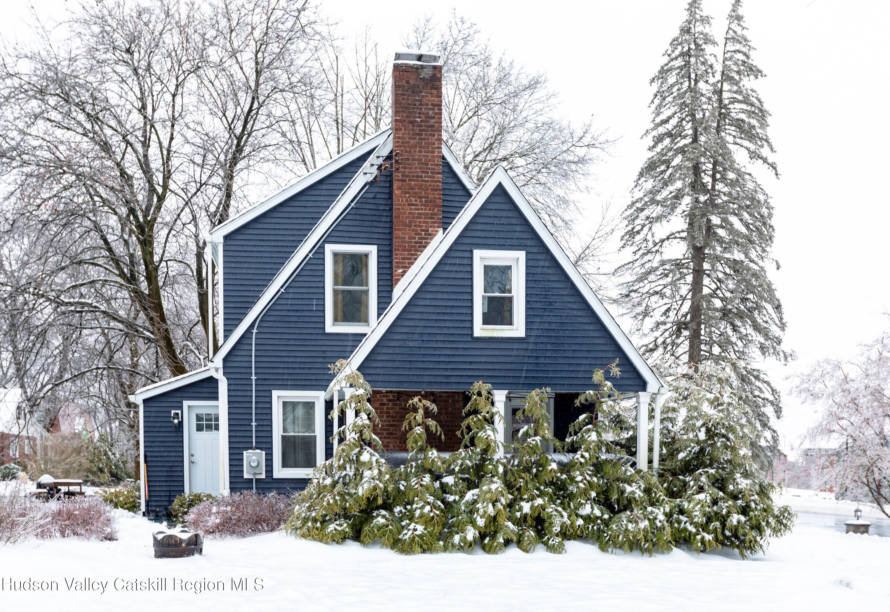 40 S Manheim Boulevard