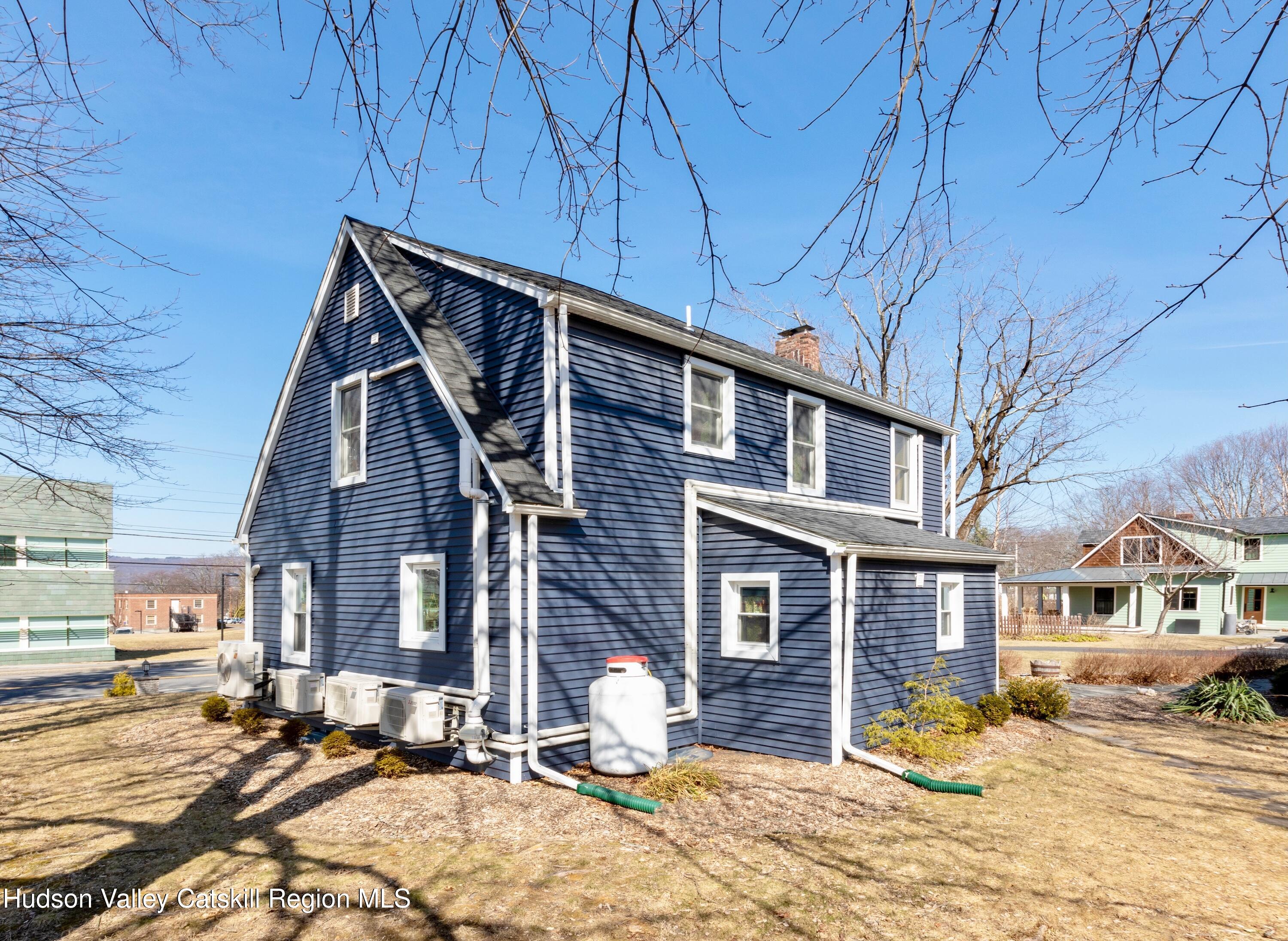 40 S Manheim Boulevard