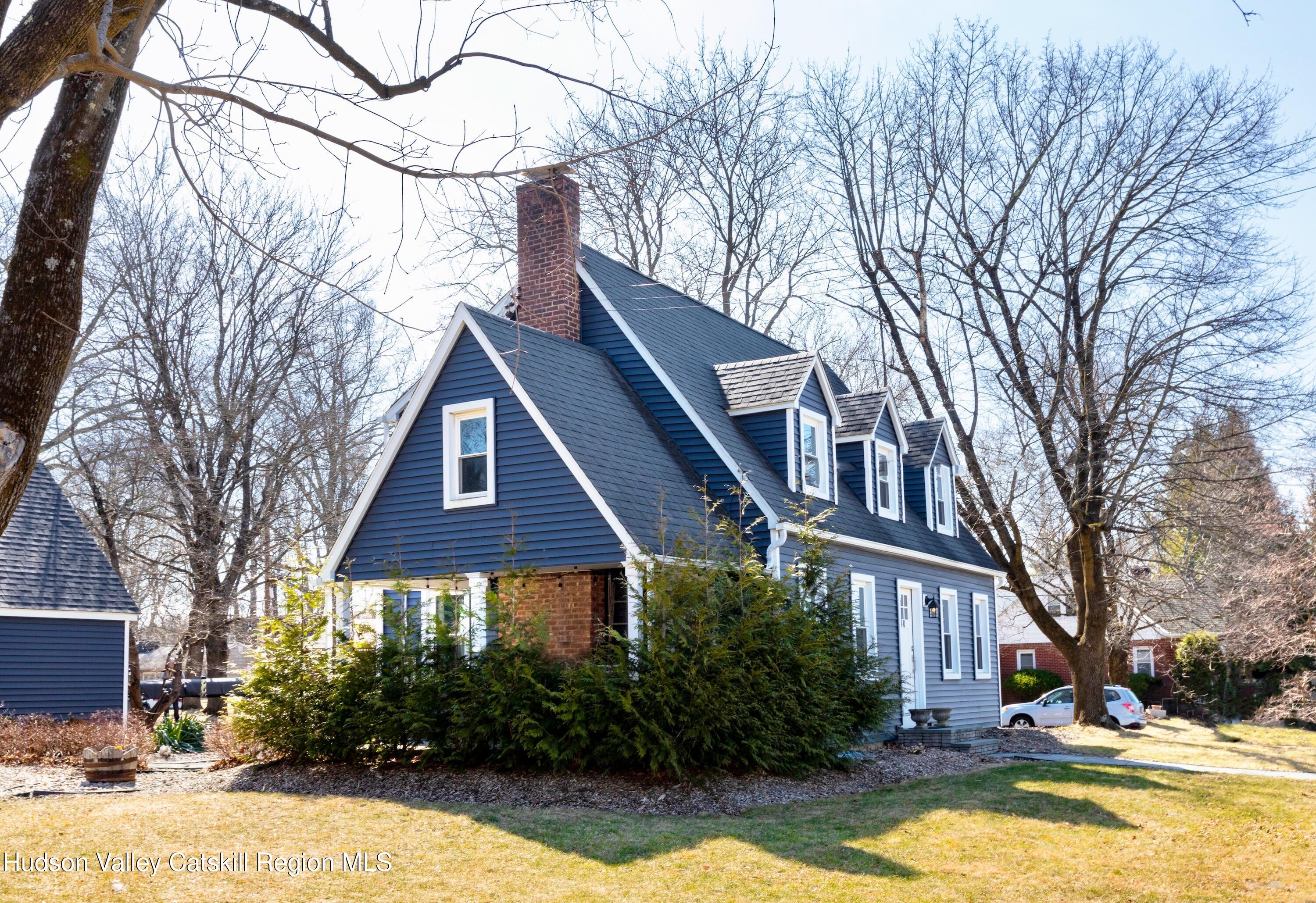 40 S Manheim Boulevard