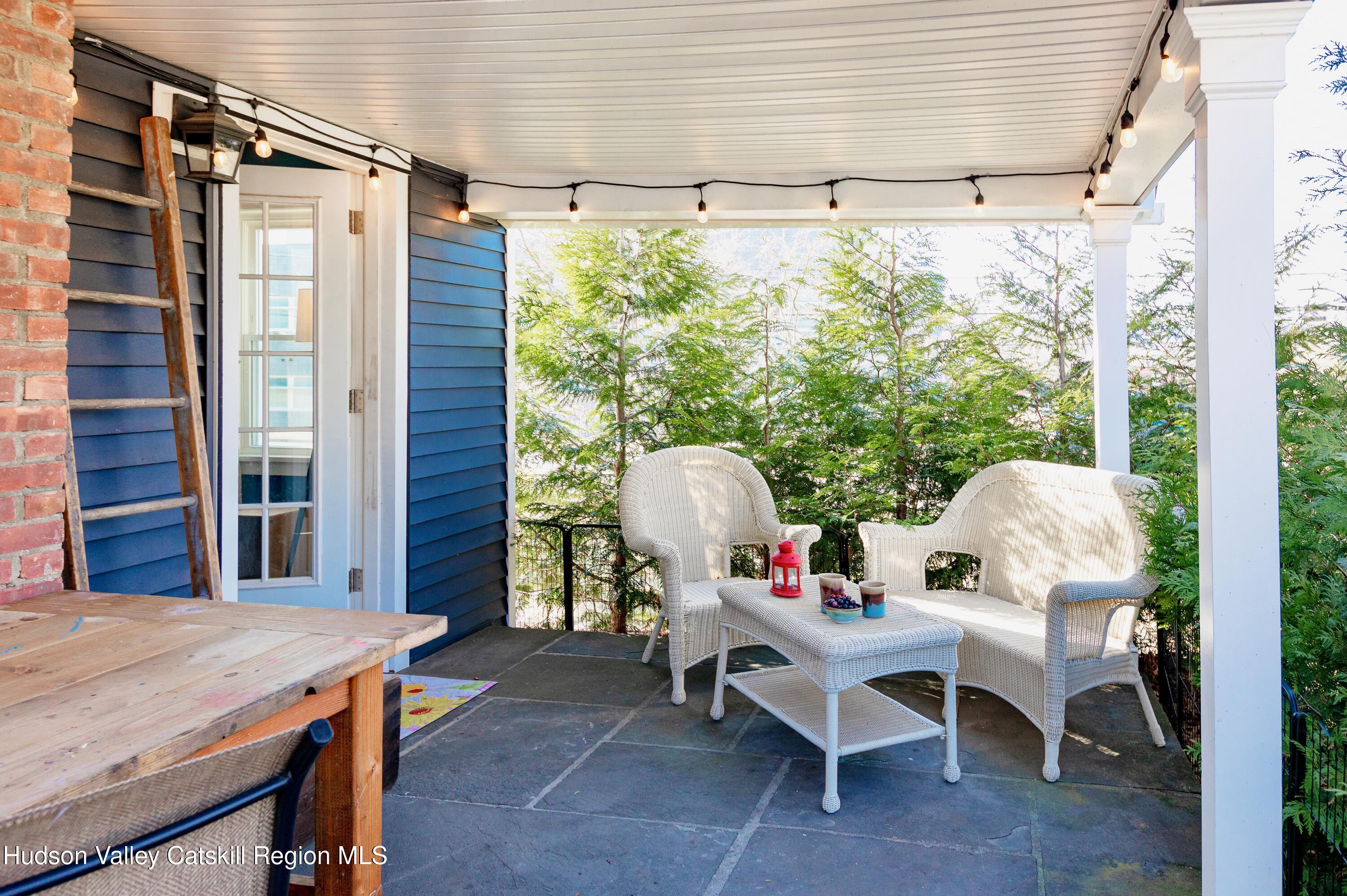 40 S Manheim Boulevard