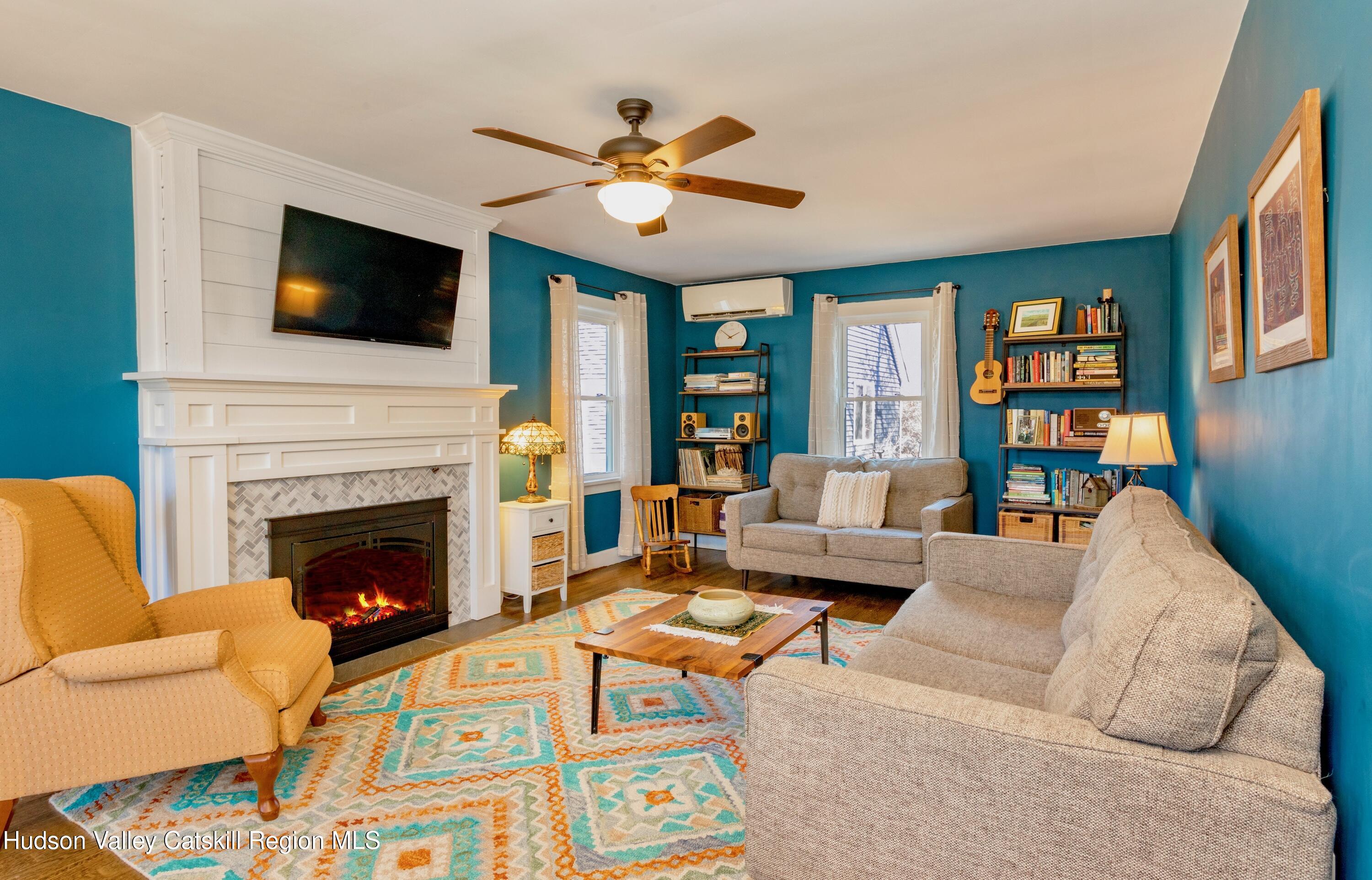 40 S Manheim Boulevard