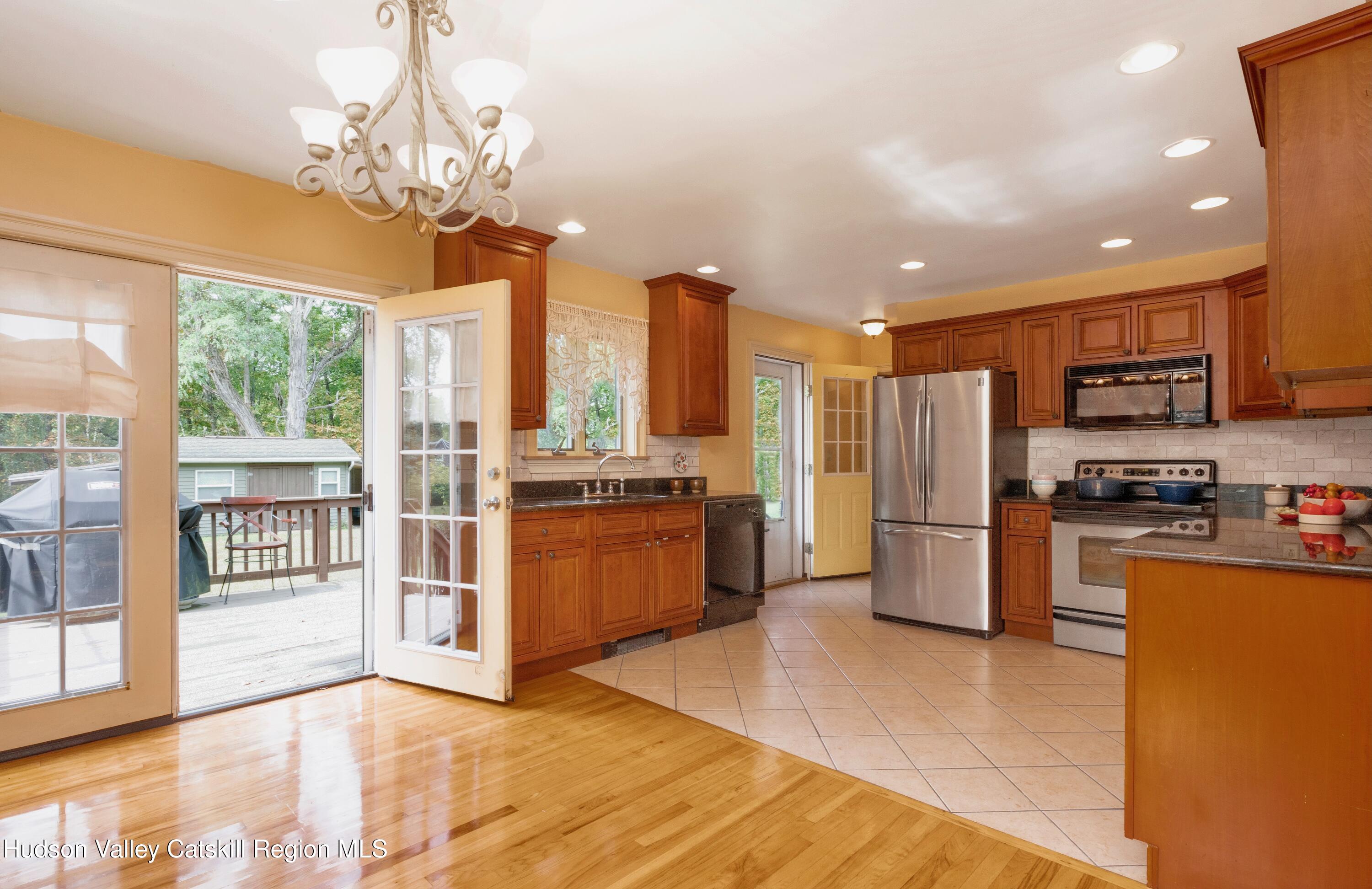 688 Churchland Road