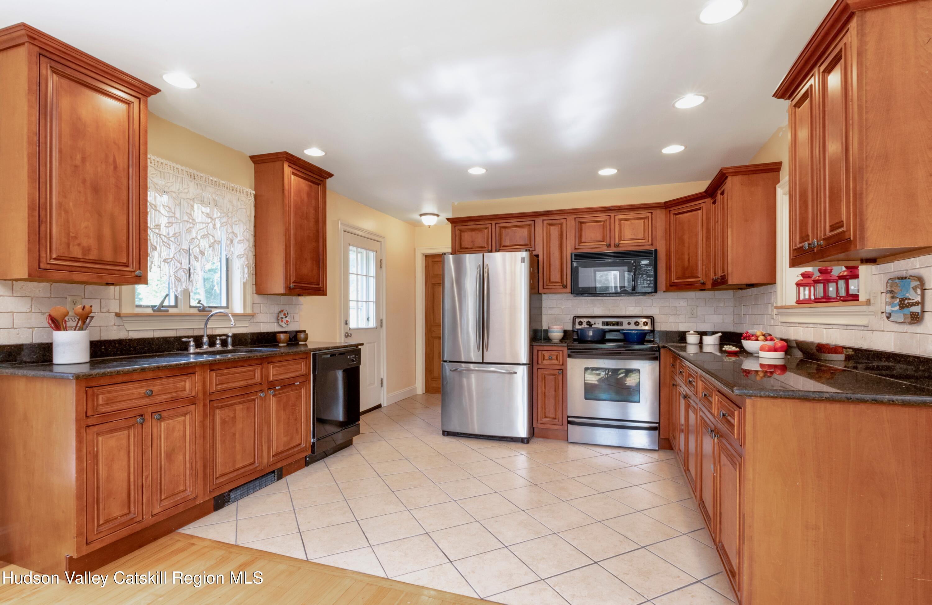 688 Churchland Road