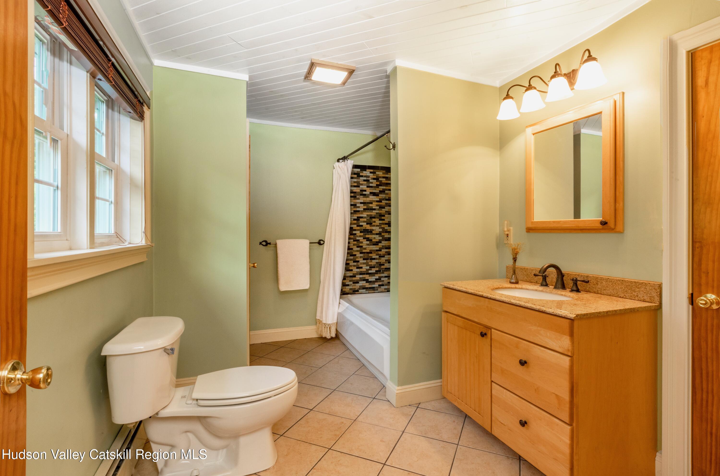 688 Churchland Road