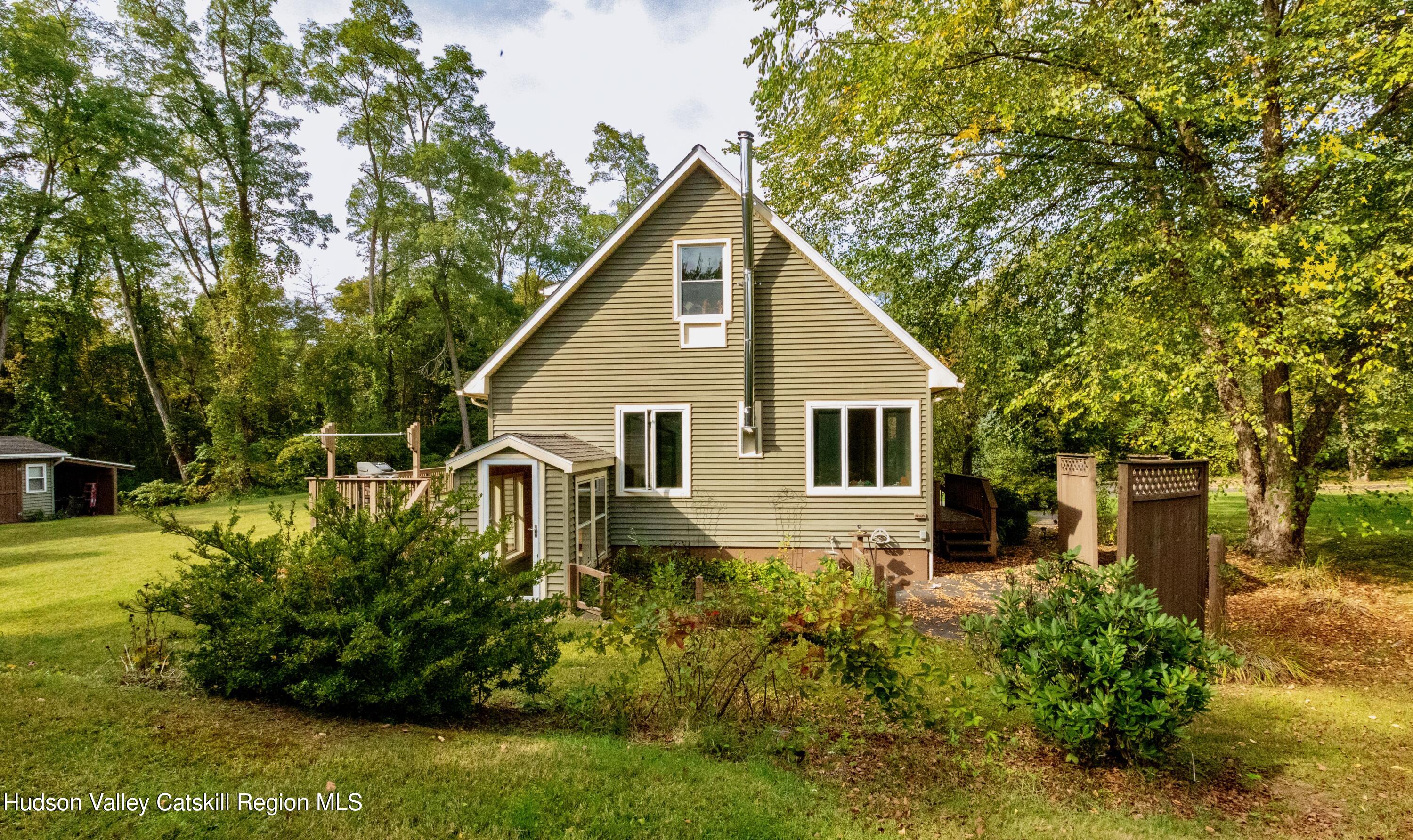 688 Churchland Road