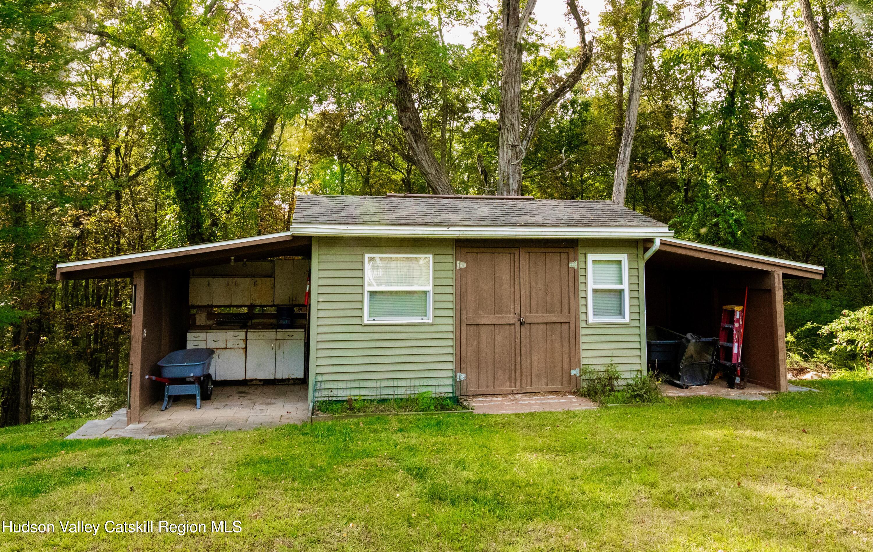 688 Churchland Road