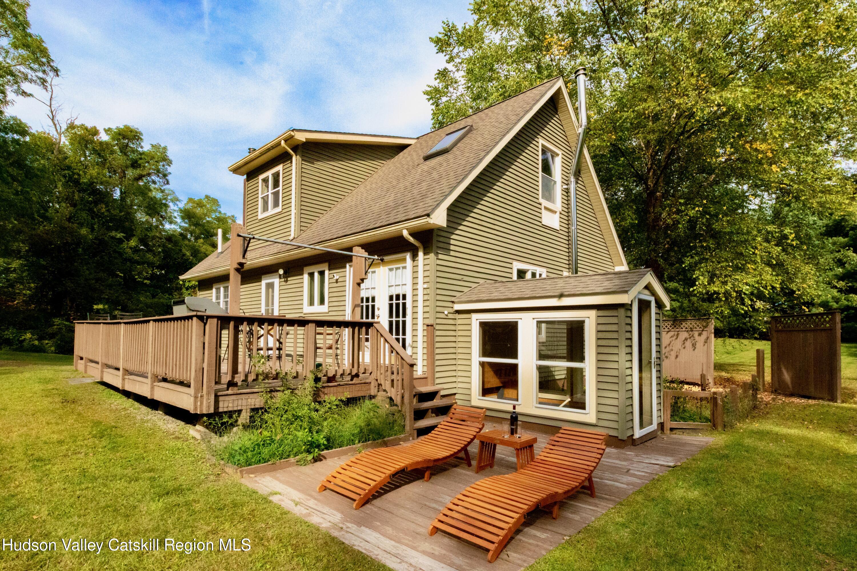 688 Churchland Road