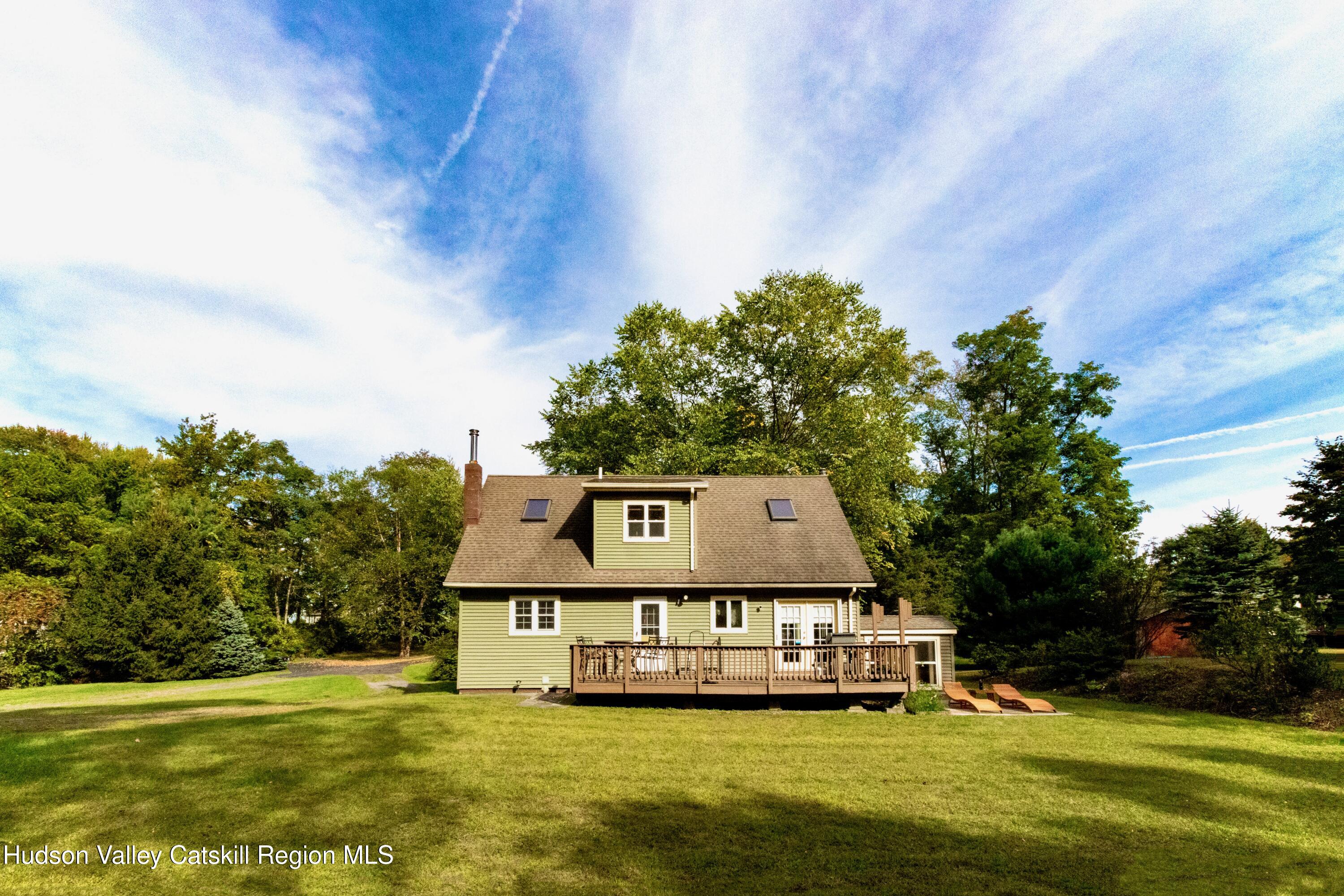 688 Churchland Road