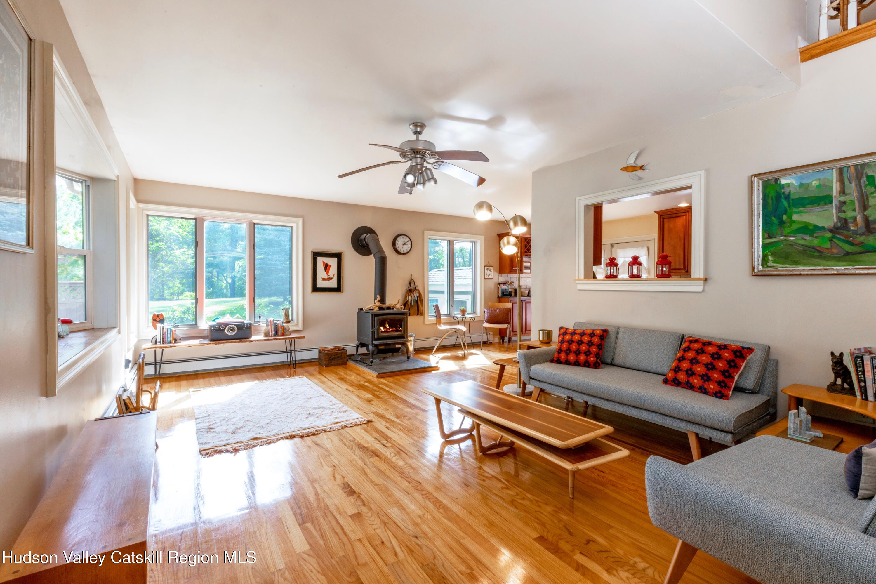 688 Churchland Road