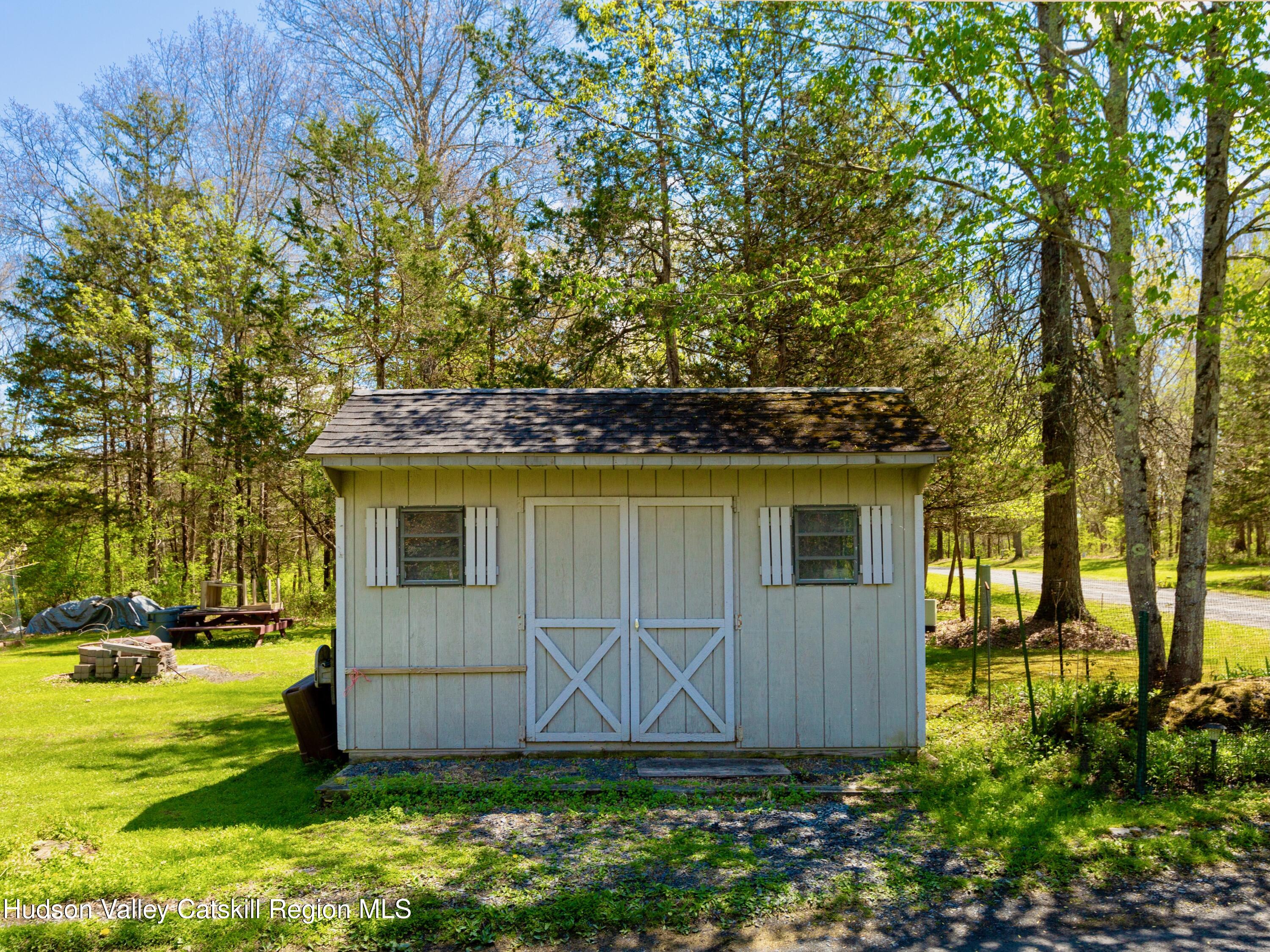15 Unity Lane