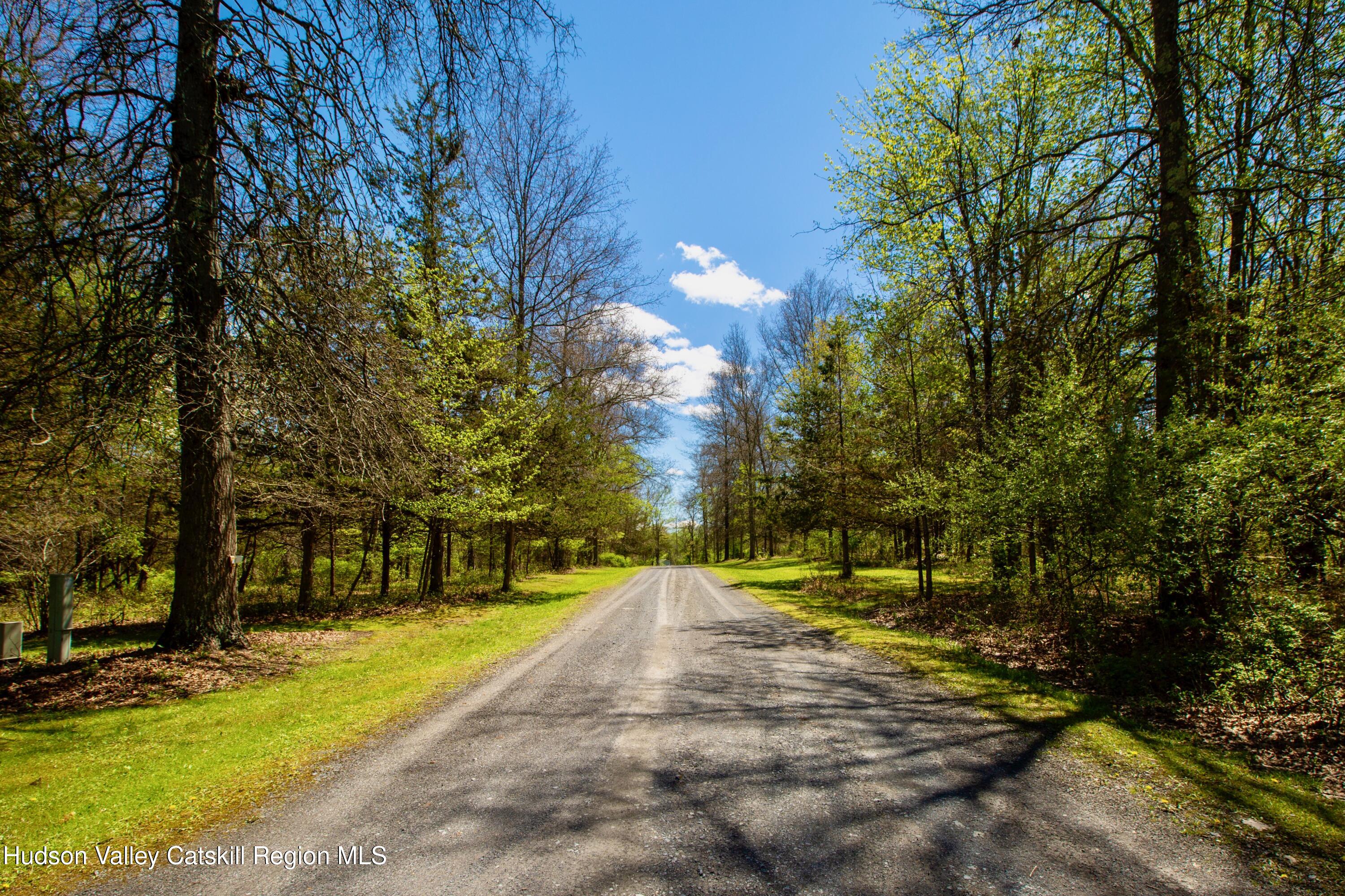 000 Unity Lane