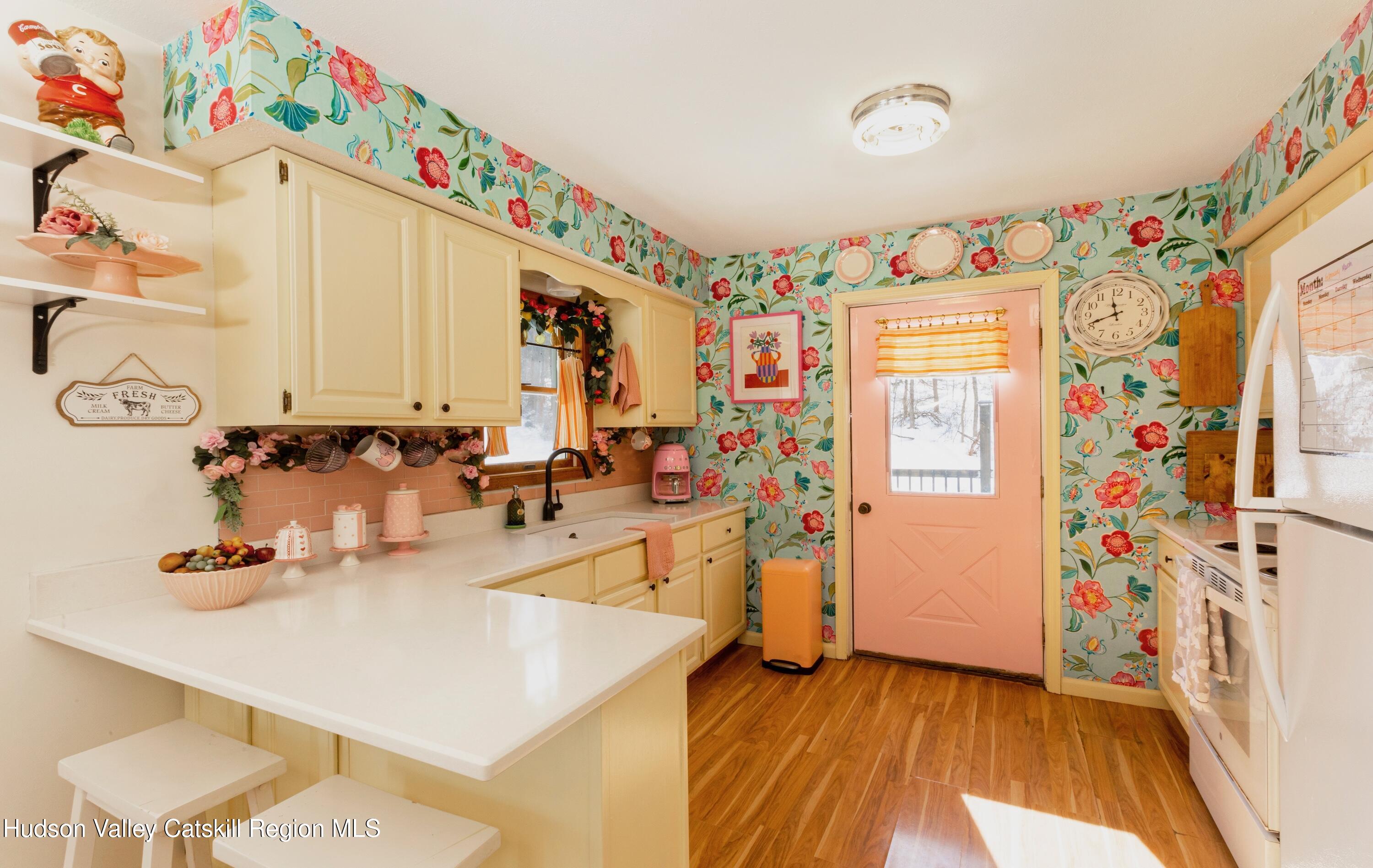 1046 Cow Hough Road