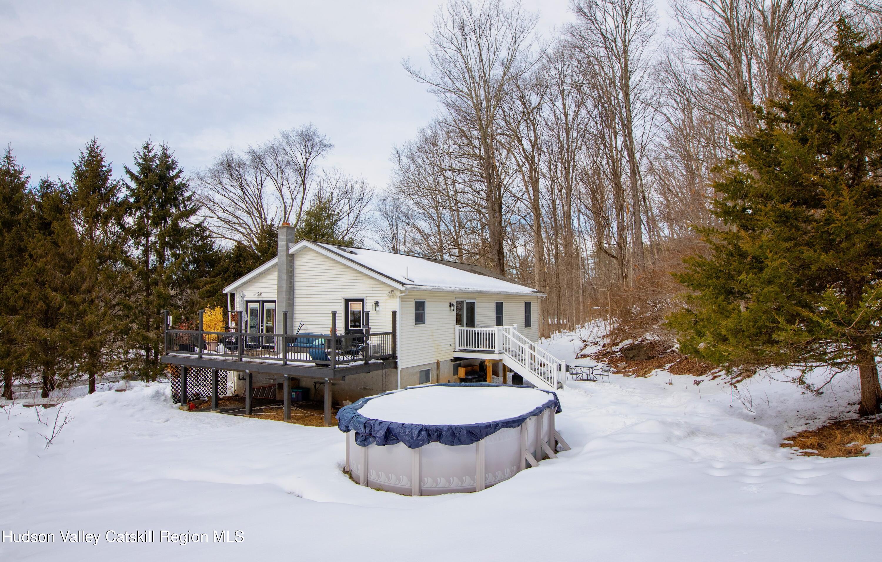 1046 Cow Hough Road