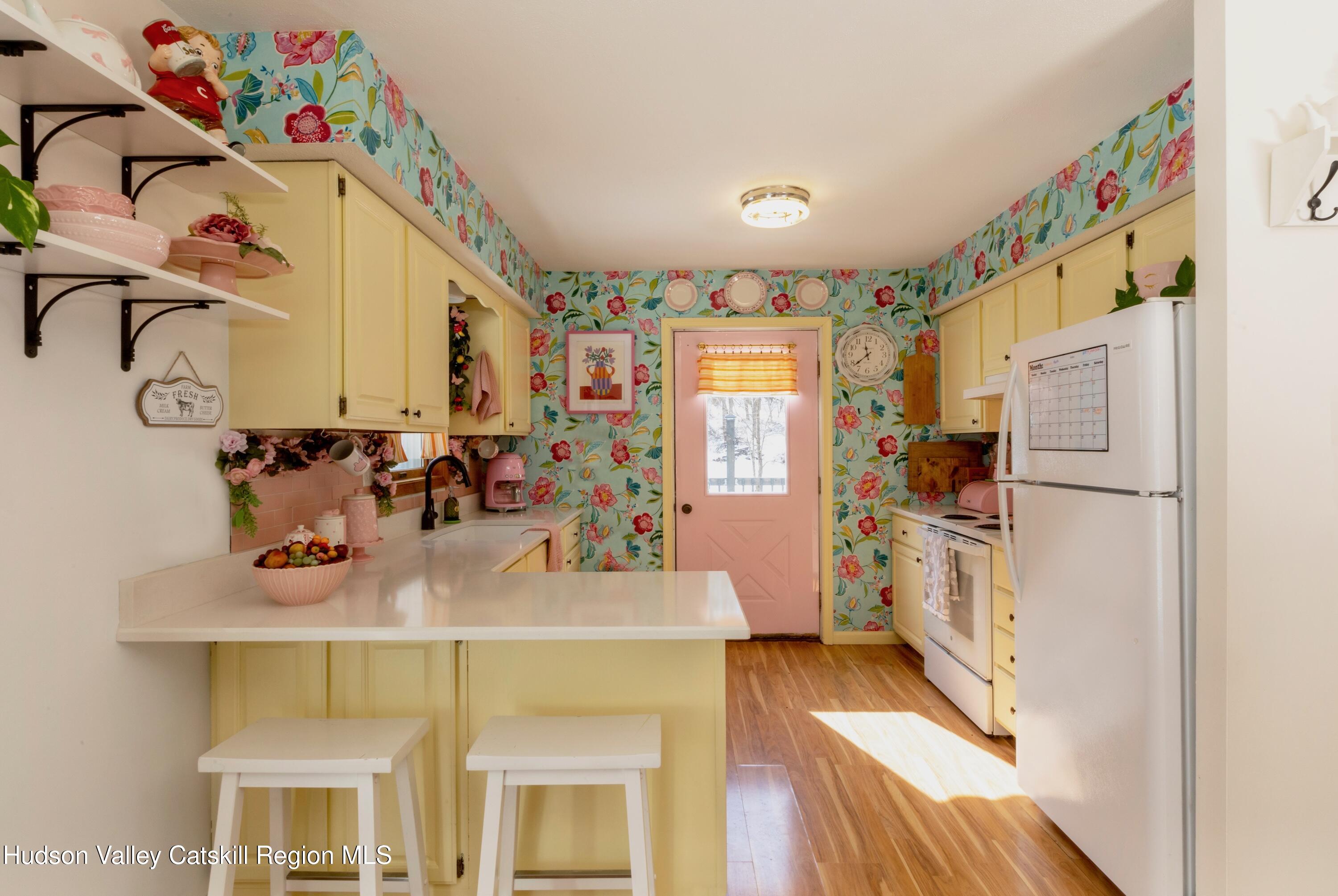 1046 Cow Hough Road