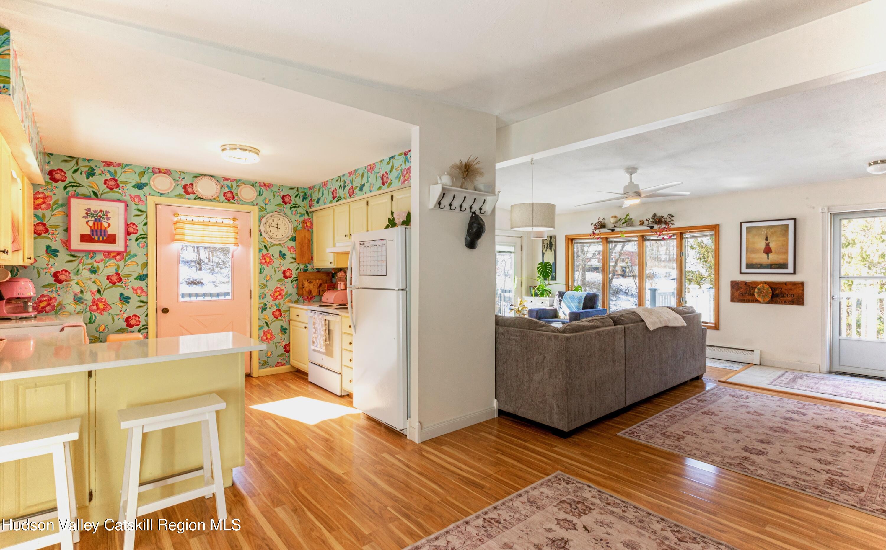 1046 Cow Hough Road
