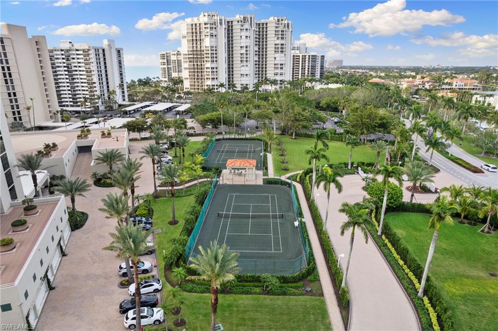 3991 Gulf Shore BLVD N # 1004