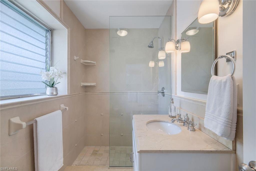 299 8th AVE S # 299B