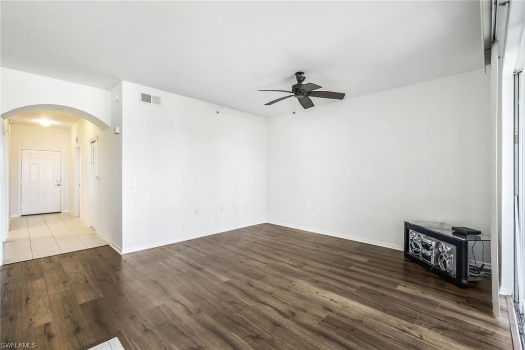 2720 Cypress Trace CIR # 2912