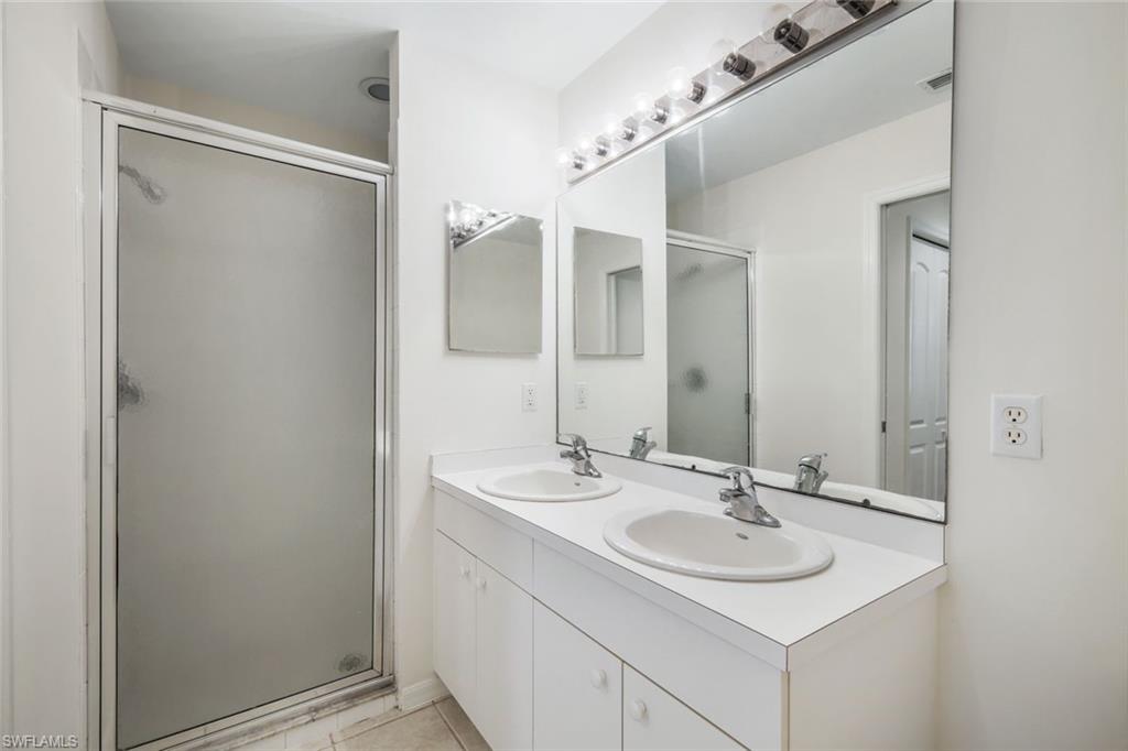 2720 Cypress Trace CIR # 2912