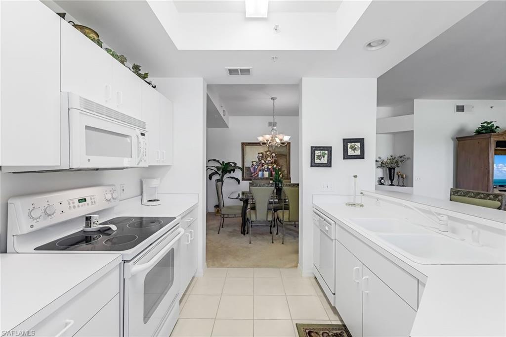2845 Cypress Trace CIR # 102