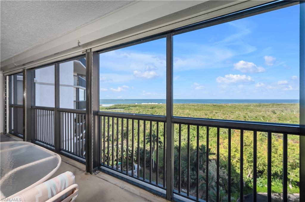 6075 Pelican Bay BLVD # 1106