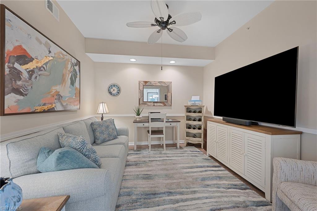 2810 Cypress Trace CIR 2112
