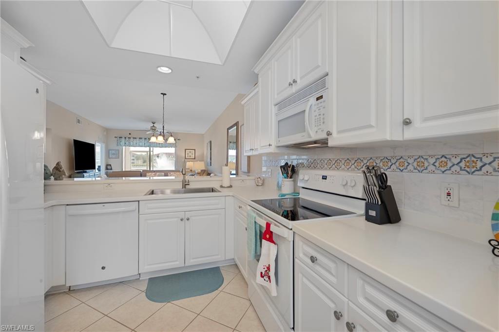 2810 Cypress Trace CIR 2112