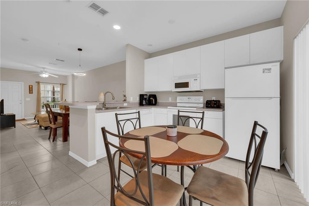 3280 Lindsey LN 49