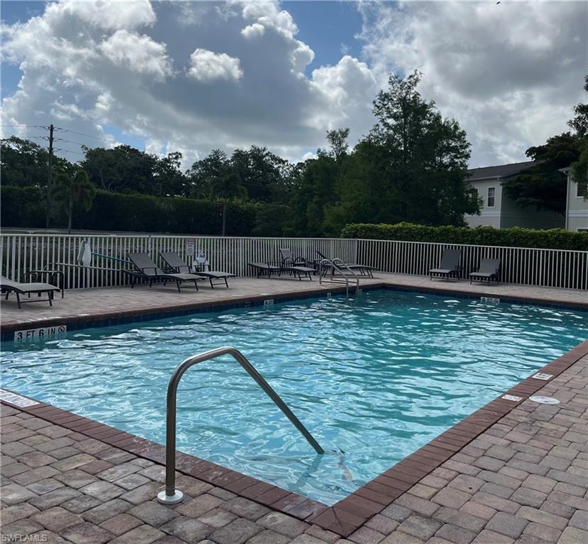 3280 Lindsey LN 49