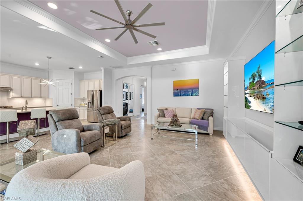 2324 Grenadines WAY