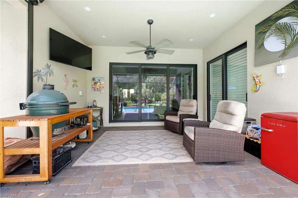 2324 Grenadines WAY