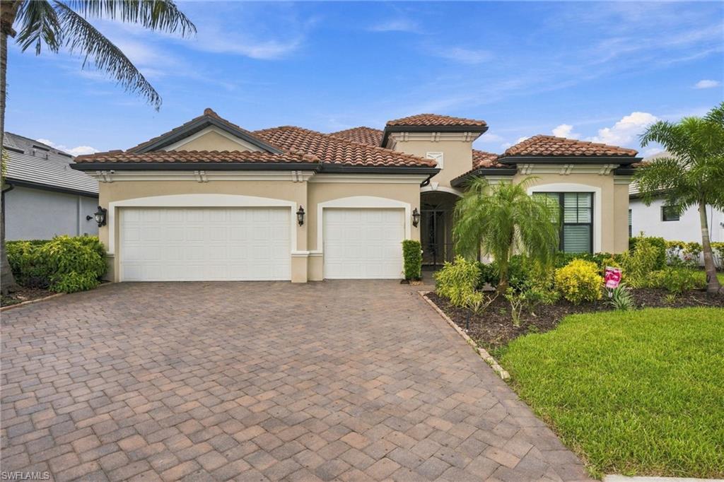 2324 Grenadines WAY