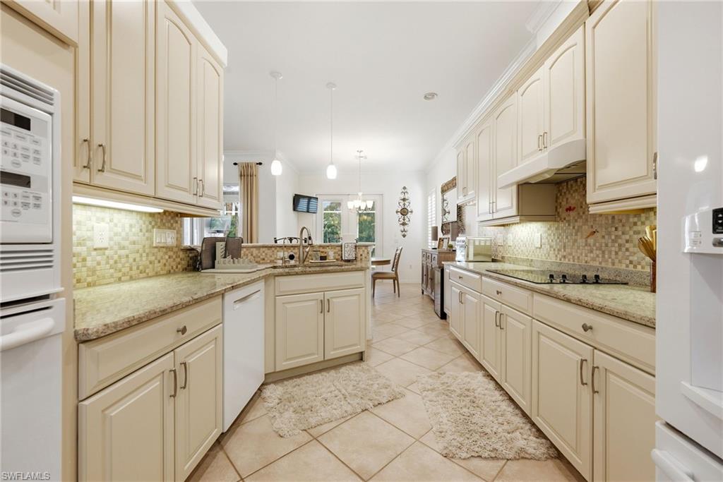 3626 Grand Cypress DR