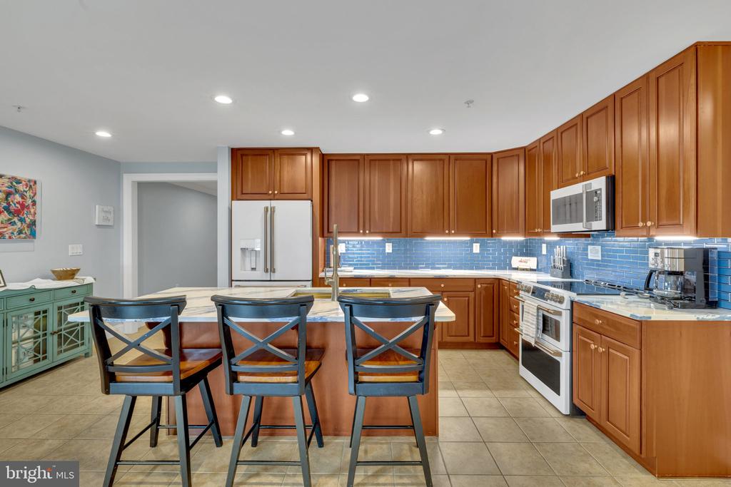 301 14TH STREET Unit: 301