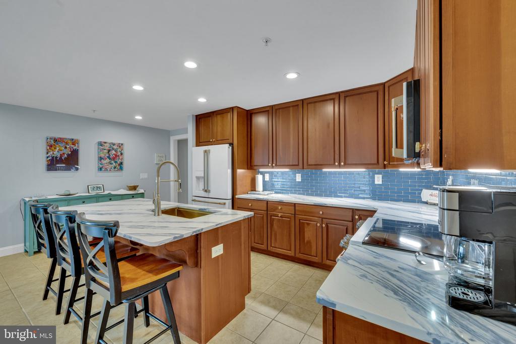 301 14TH STREET Unit: 301