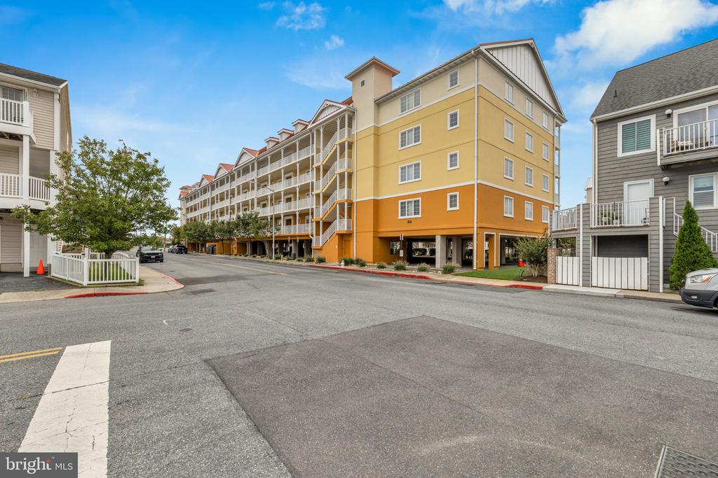 301 14TH STREET Unit: 301