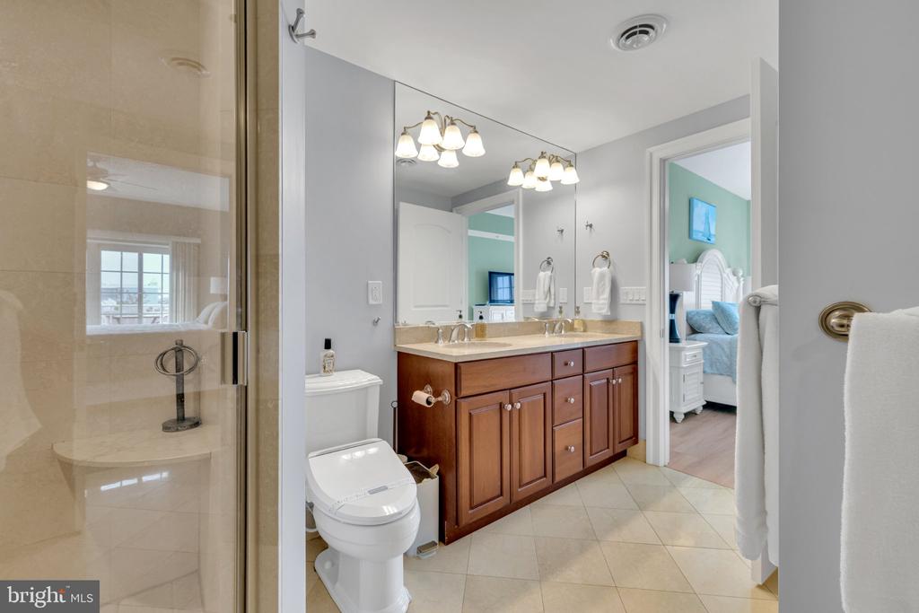 301 14TH STREET Unit: 301