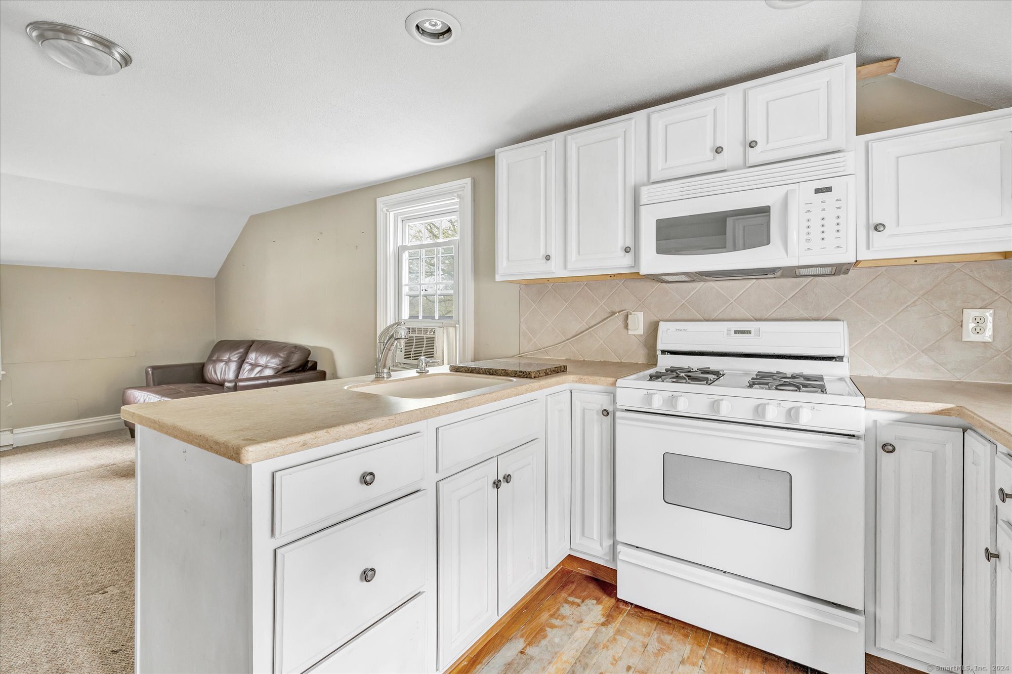 310 Cutlers Farm Road