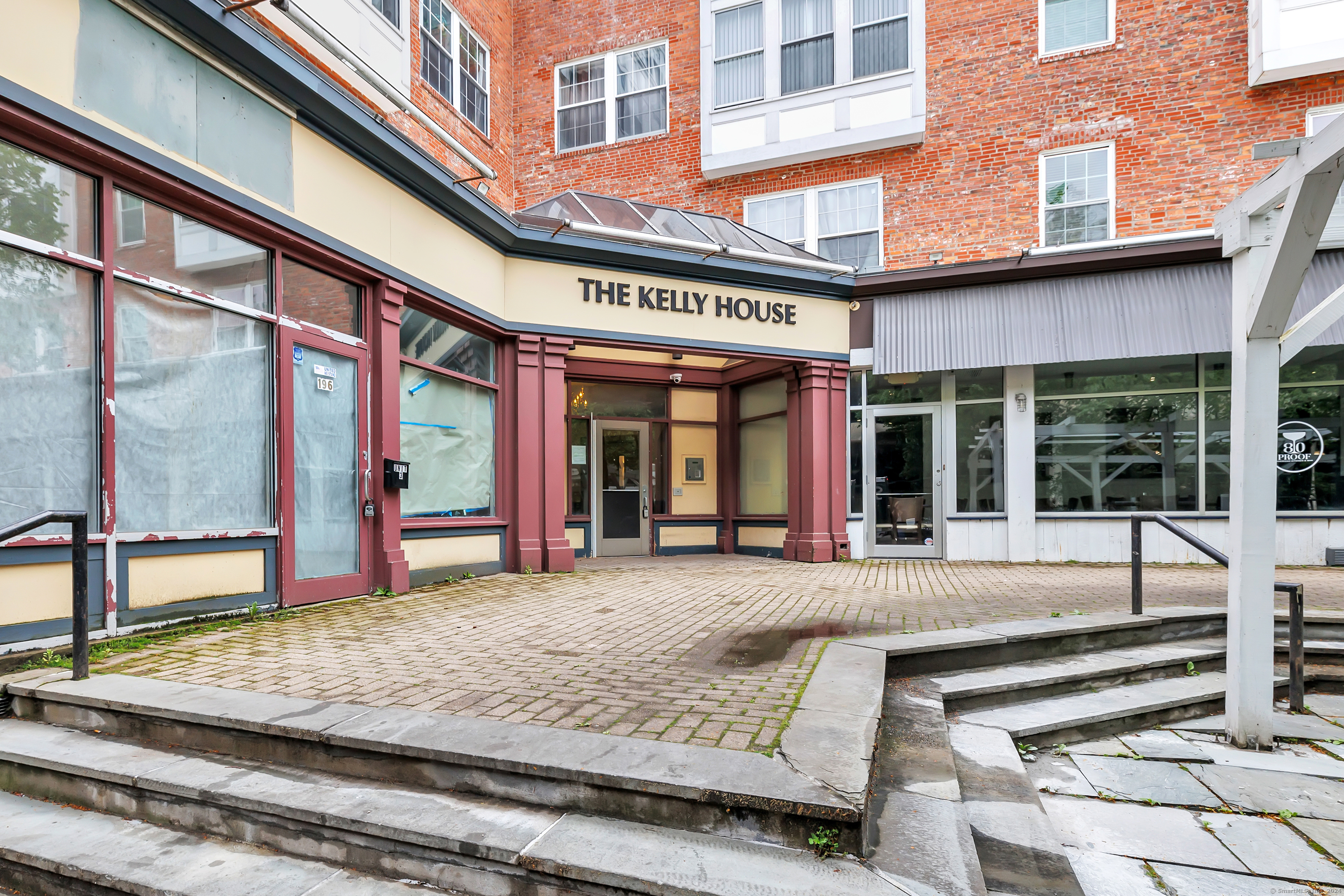 196 Crown Street 2C/205