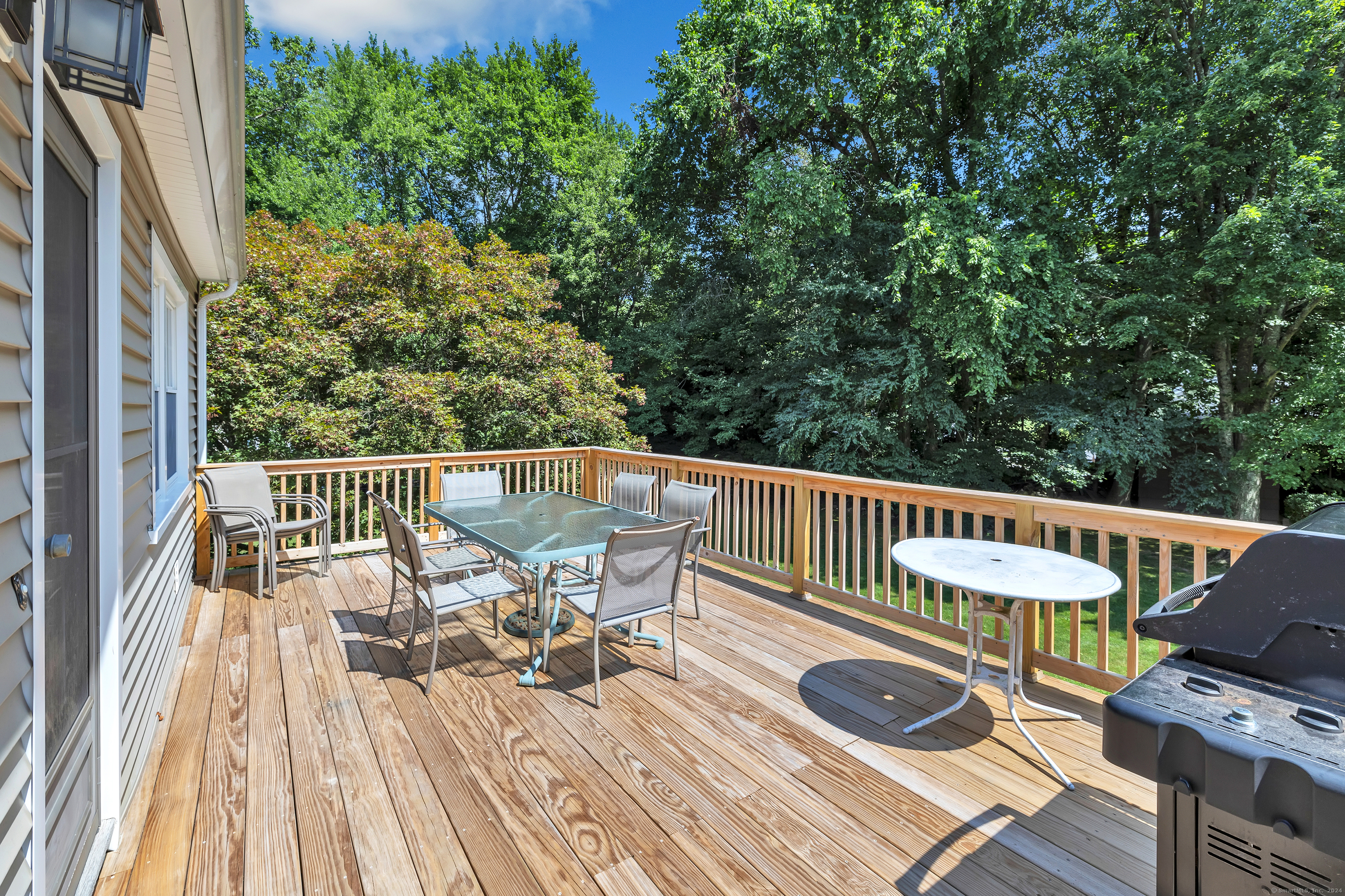 128 Woodlawn Road