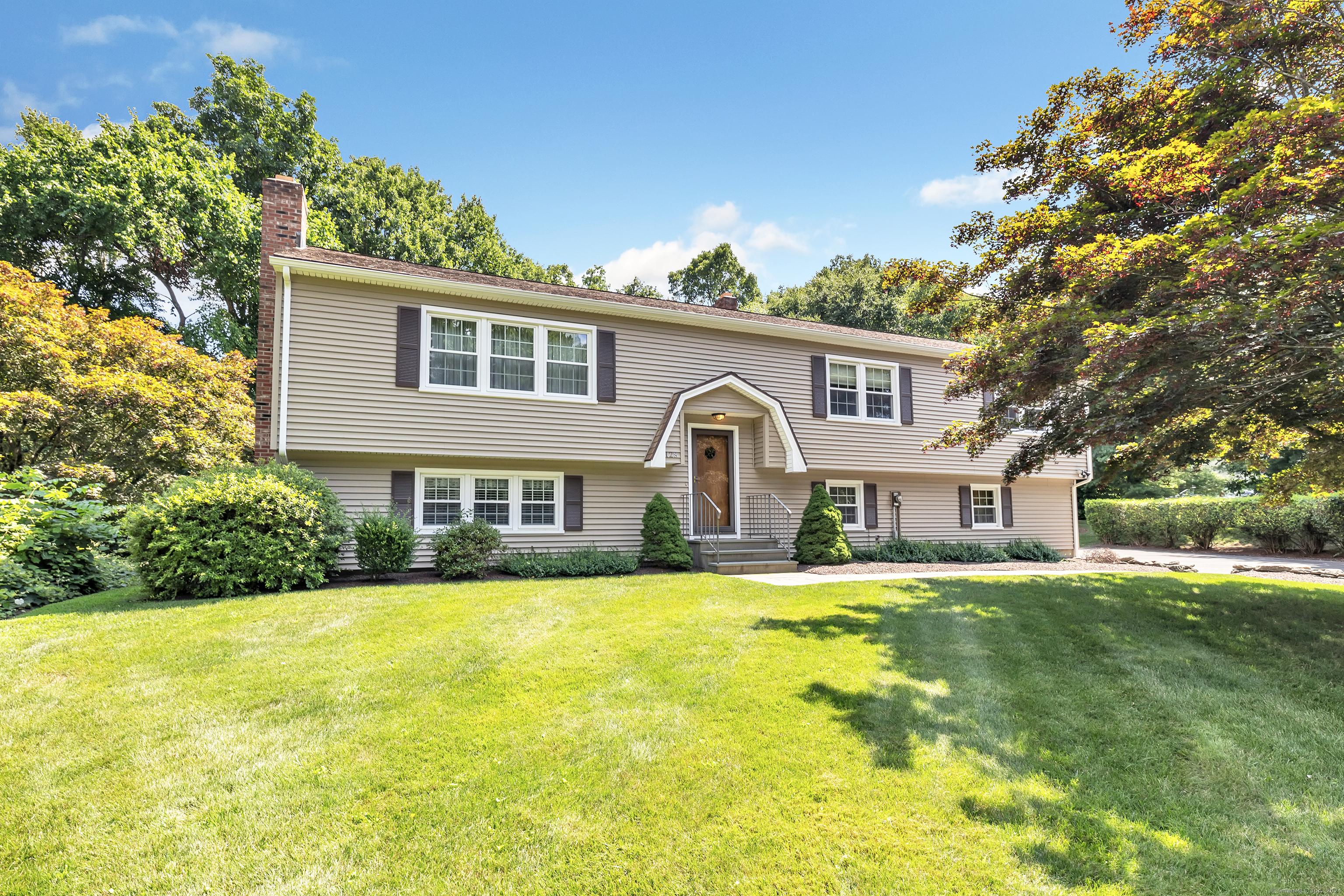 128 Woodlawn Road