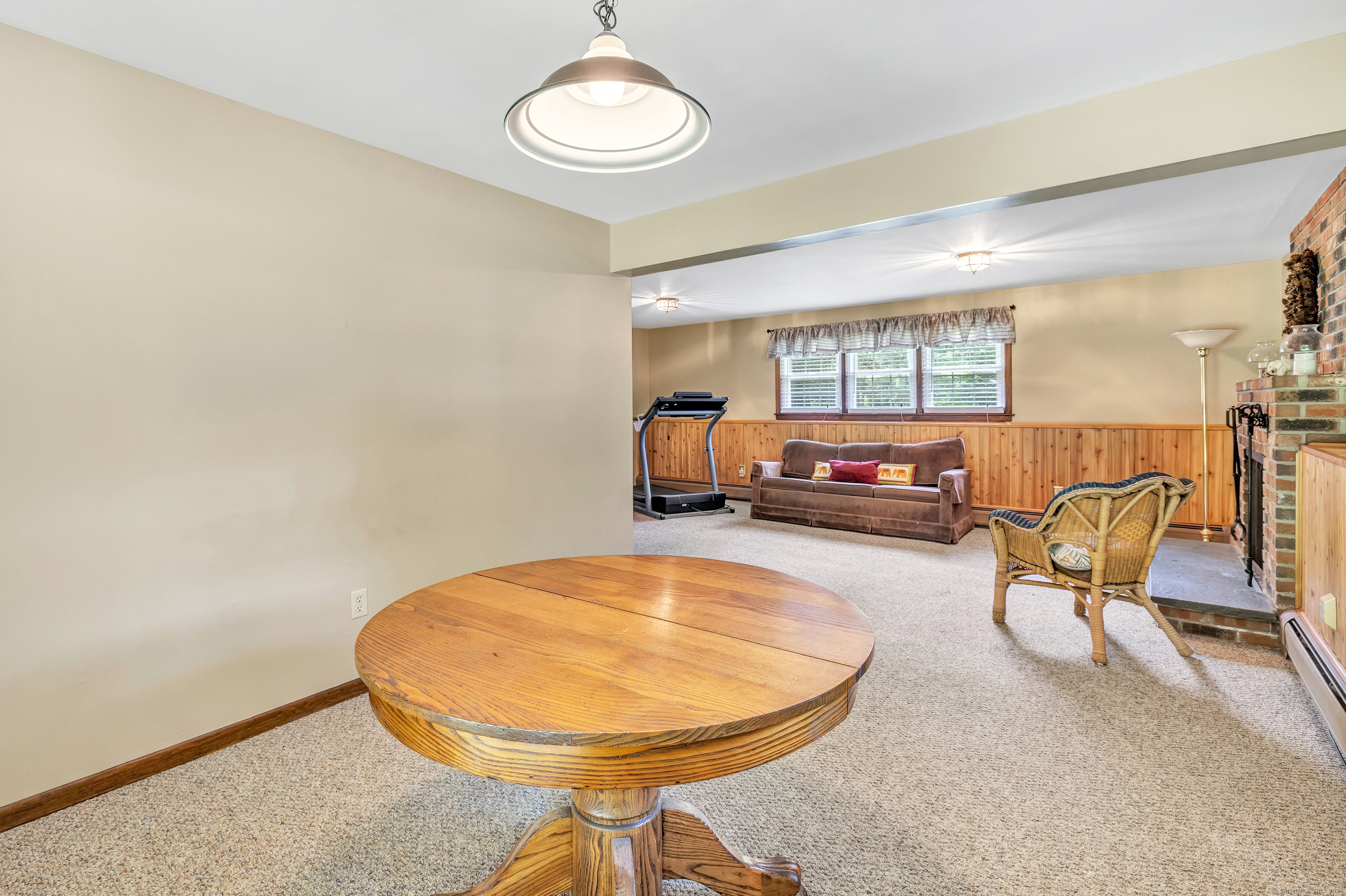 128 Woodlawn Road