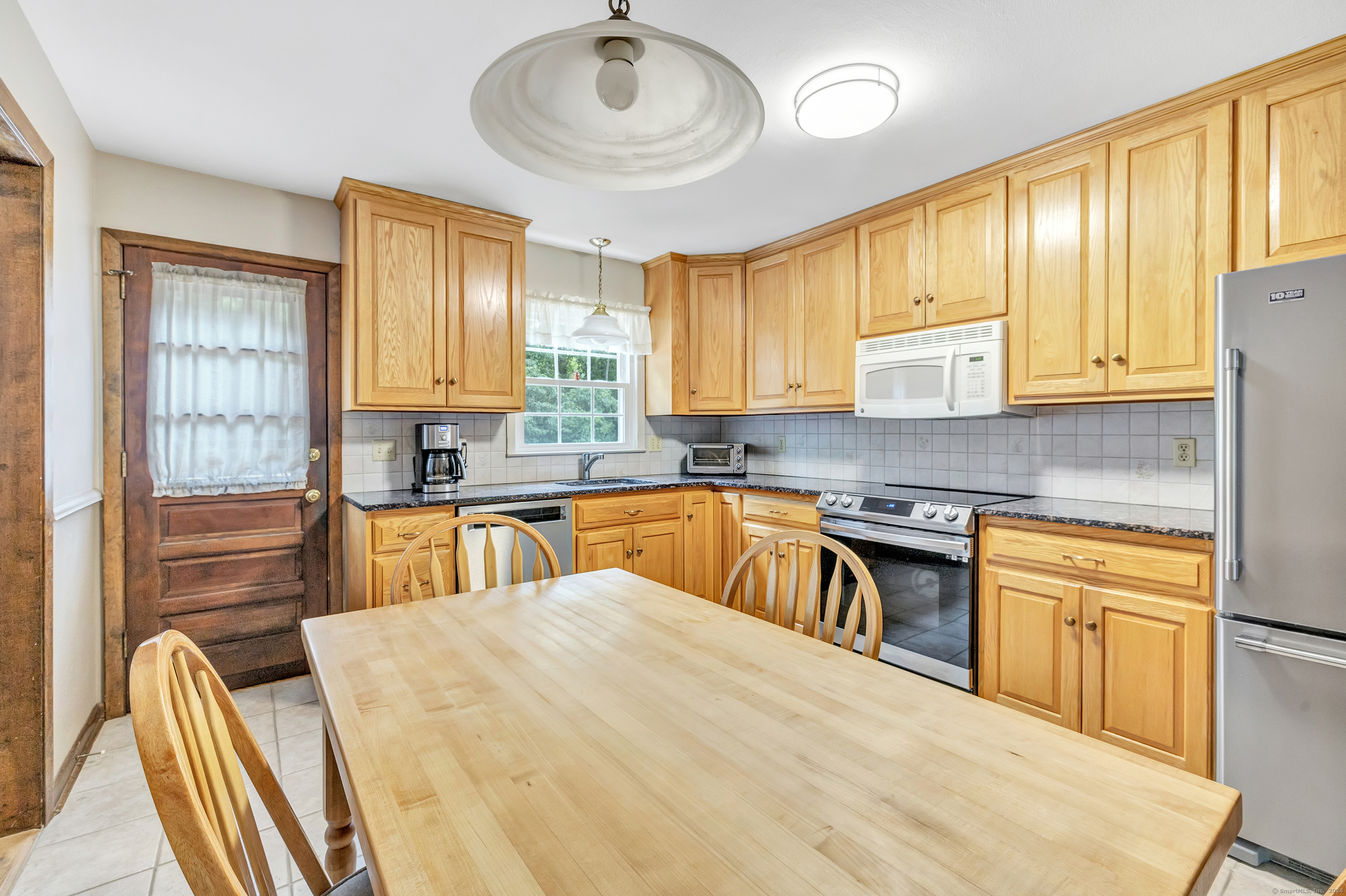 128 Woodlawn Road
