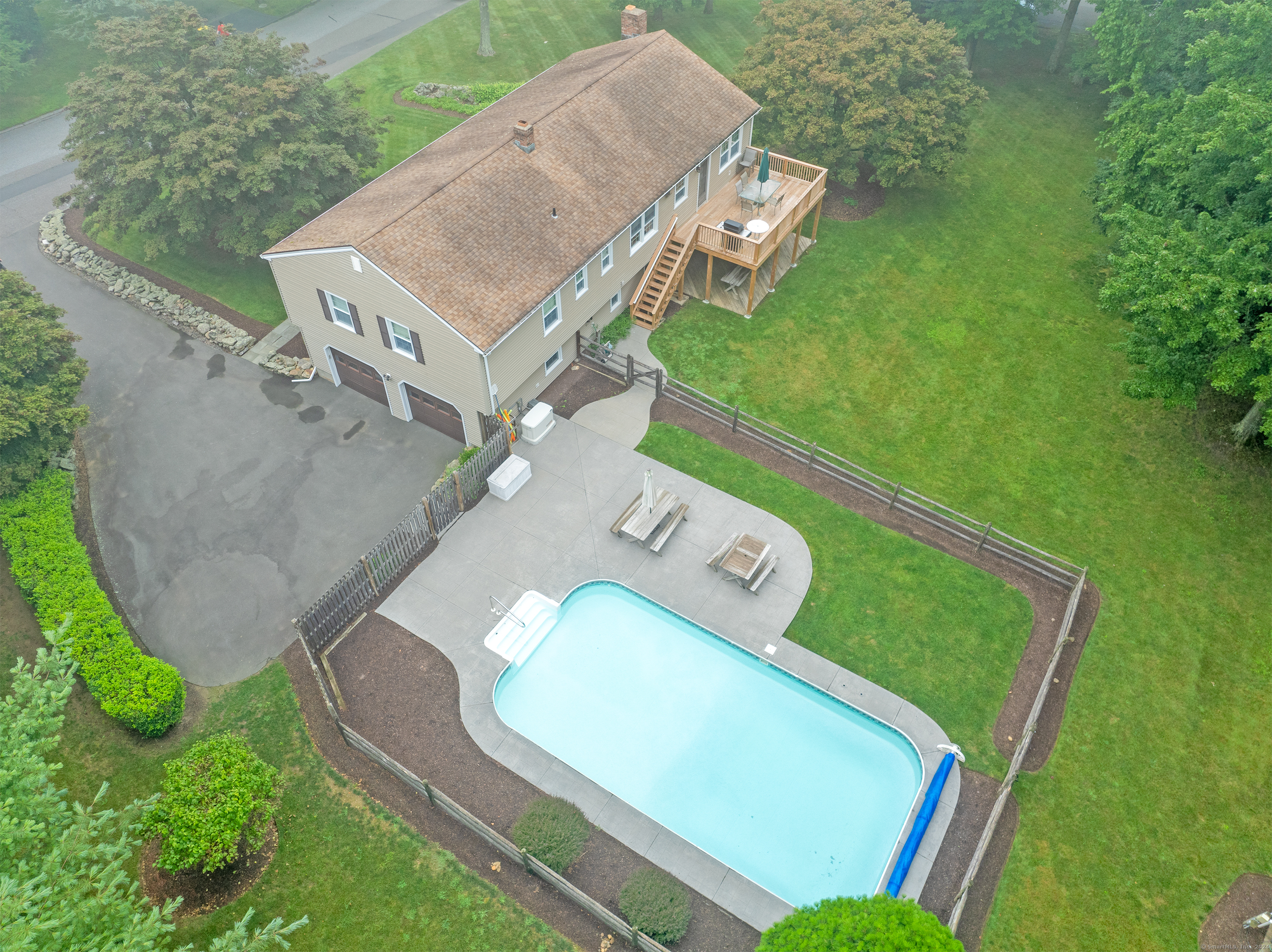 128 Woodlawn Road