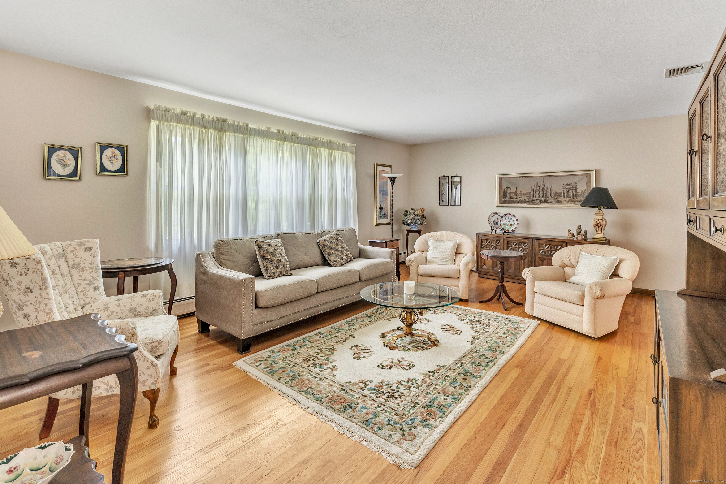 128 Woodlawn Road