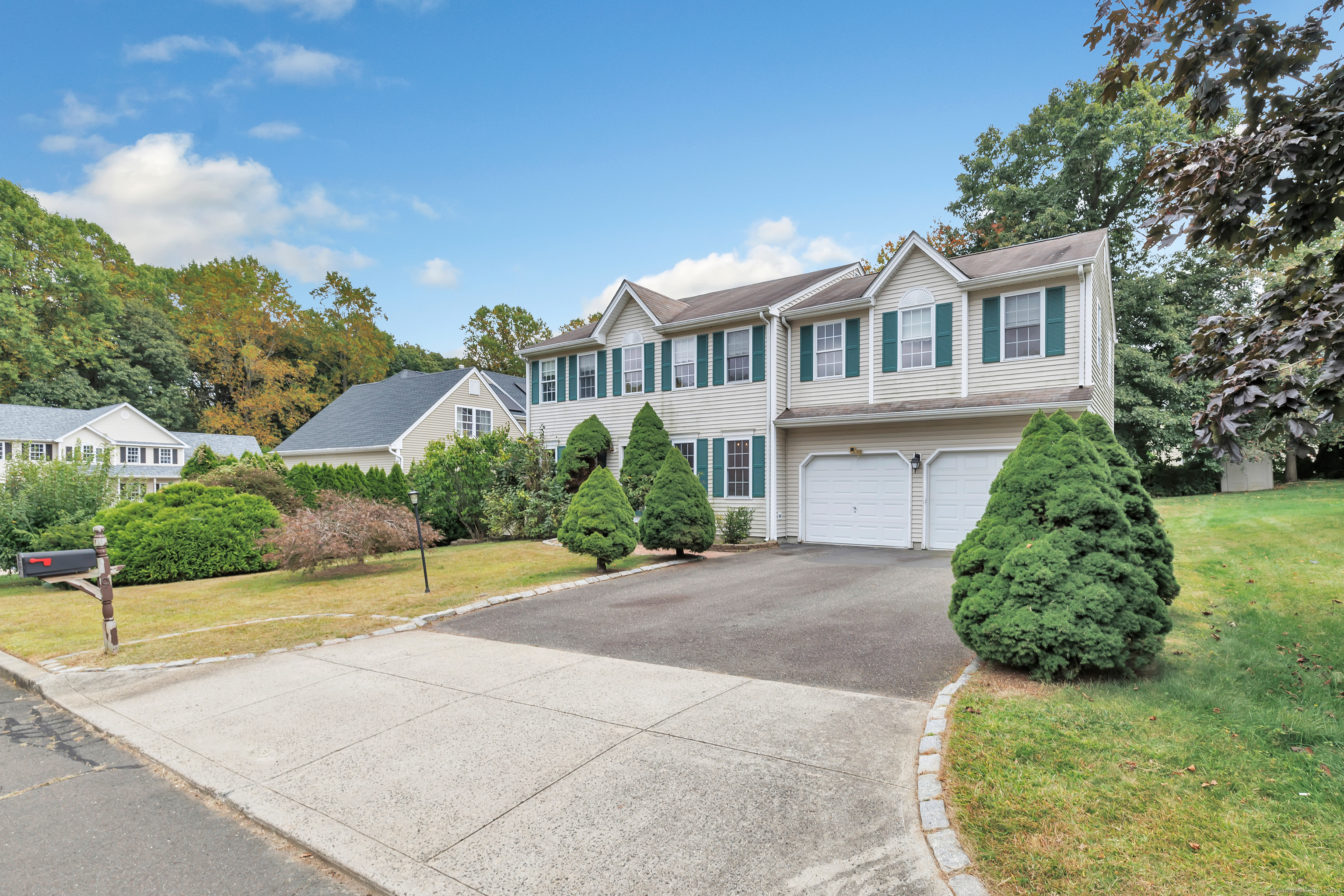 9 Milford Hunt Lane